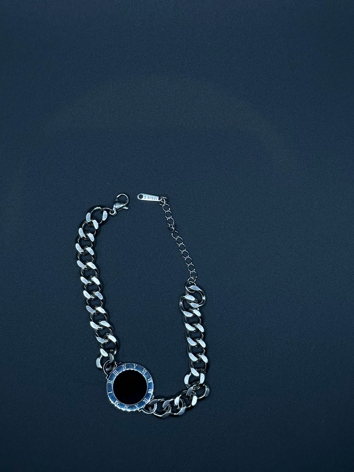 #119 Hia armband silver