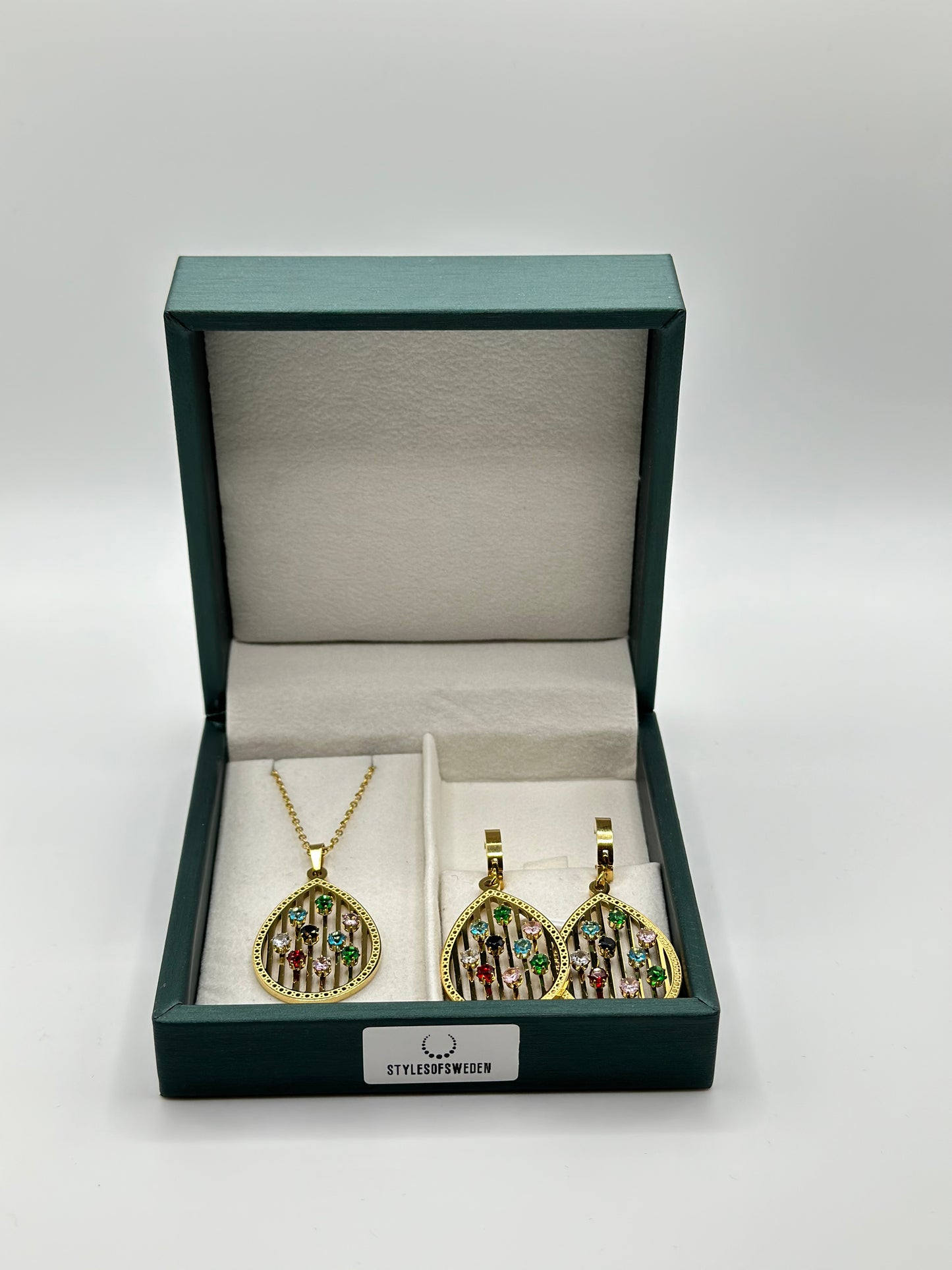 #39 Lara halsband & örhängen